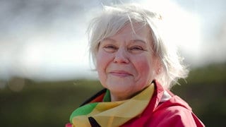 Rita Kreyer aus Dedenbach: Sie bringt "Locker vom Hocker" Senioren in Bewegung.