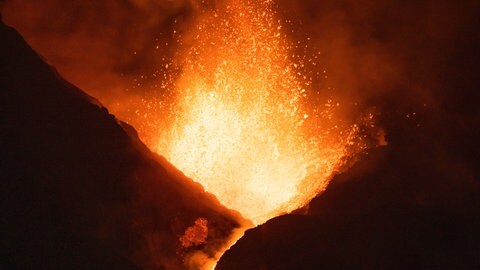 Vulkanausbrüche zeigen, dass es im Inneren unseres Planeten brodelt.