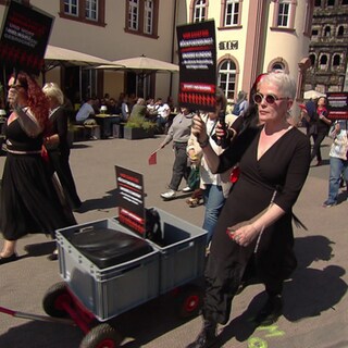 Demonstration in Trier gegen die Rückzahlung von Corona-Soforthilfen