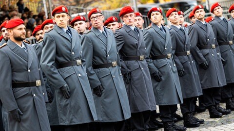 Die Zahl der neuen Soldatinnen und Soldaten aus Rheinland-Pfalz ist 2024 um etwa 20 Prozent gestiegen.