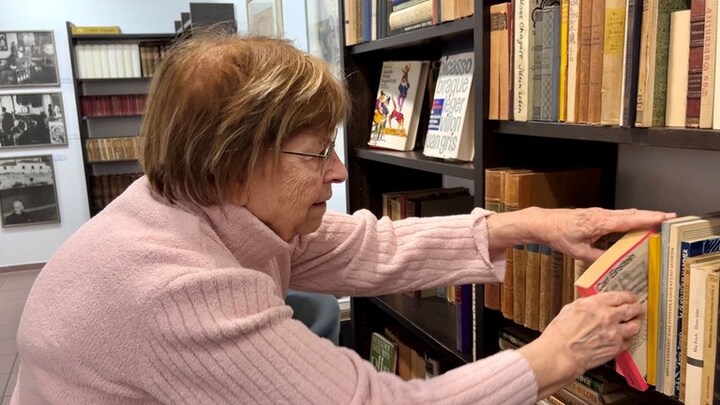 Egal ob im Museum, in der Stadtbücherei, bei der Tafel oder für Flüchtlinge: Überall ist Luise Busch aus Rockenhausen ehrenamtlich im Einsatz.