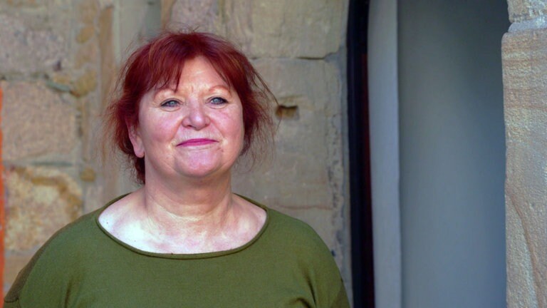 Hochstetten-Dhaun - Eine Angestellte der Schlossakademie