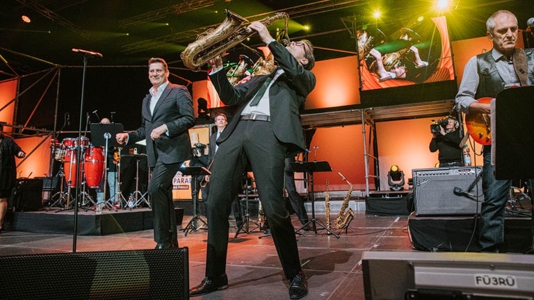 Tony Hadley mit der SWR1 Band