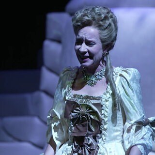 Schauspielerin Natalie O’Hara und ihre Liebe zum Theater
