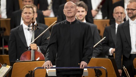 Christoph Eschenbach vor dem Orchester