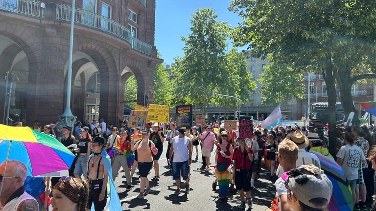 "Monnem-Pride"-Umzug in der Mannheimer Innenstadt