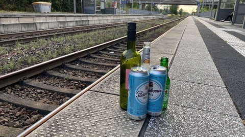 Ab 15. Oktober 2026 gilt an allen deutschen Bahnhöfen ein Alkoholverbot.