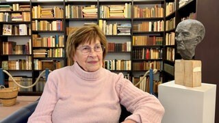 "Ehrenamt hält jung, hält rege, hält einen in Schwung, in Gang", sagt Luise Busch aus Rockenhausen in der Nordpfalz. 