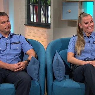 Polizeikommissarin Lena Bottlender und Gerwin Schwiersch