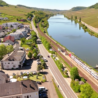 Die Weinstraße in Nittel