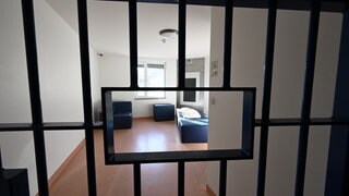 Werden die Patientenzimmer in Bad Cannstatt aussehen wie dieses in der Forensischen Psychiatrie und Psychotherapie der Klinik am Weissenhof für Psychiatrie in Weinsberg? (Symbolbild für Maßregelvollzug)