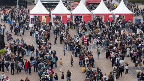 Bei Signierstunden auf der Frankfurter Buchmesse herrscht großer Andrang