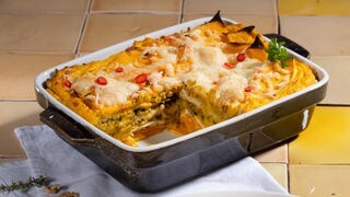 Brot-Lasagne mit Kürbis in einer Auflaufform. Ein SWR1 Pfännle-Rezept zum Motto "Bock auf Brot".