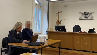 Nach dem Sturz eines Kindes aus dem Sessellift muss sich ein Mitarbeiter vor dem Gericht in Schönau verantworten  