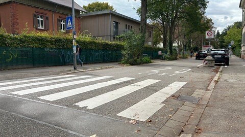 Die Lorettostraße könnte wegen der angrenzenden Lorettoschule zur Schulstraße werden.