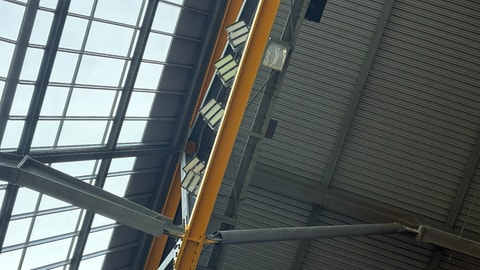 Das Fritz-Walter-Stadion bekommt eine neue Flutlichtanlage