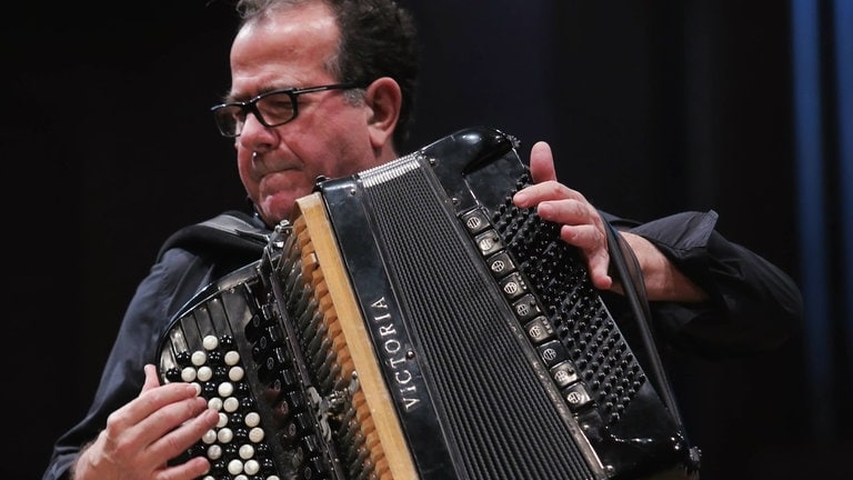 Der französische Akkordeonist Richard Galliano (2018)