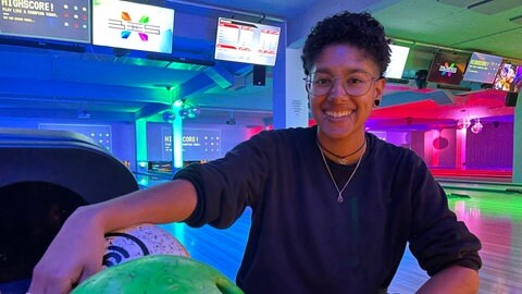 Trainerin Naomi Carquez ist stolz auf ihr Team, mit dem sie bereits zum zweiten Mal bei den Special Olympics antritt.