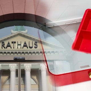 Collage aus leerer Kasse und Karlsruher Rathaus