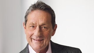 Der amtierende Landrat Achim Schwickert (CDU) tritt als einziger Kandidat bei der Landratswahl im Westerwaldkreis an.