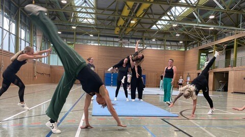 Cheerleader-Masters der FT Freiburg beim Training