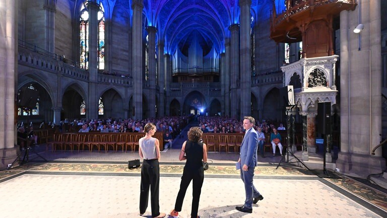 „Tatort“-Premiere in der Speyerer Gedächtniskirche