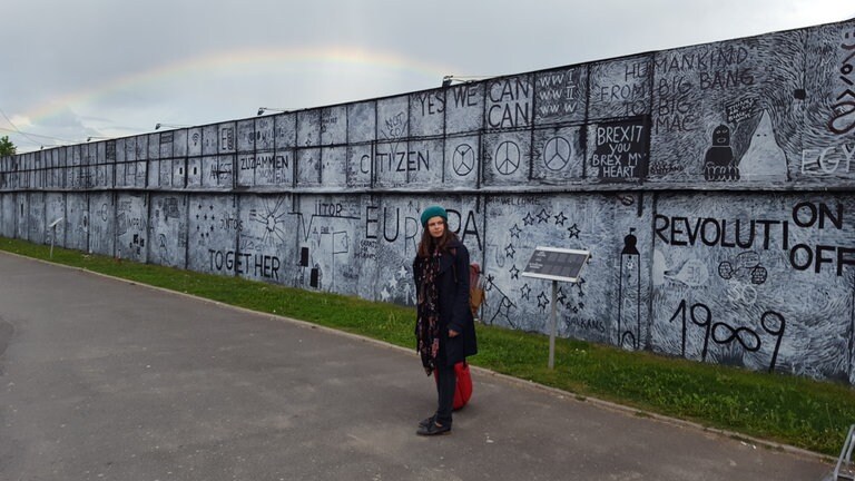 Alis Anna-Maria Pelle ist 23 Jahre alt und studiert Schauspiel in Sibiu, zu Deutsch Hermannstadt.