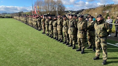 Gelöbnis von Rekrutinnen und Rekruten der Bundeswehr in Krauenwies.