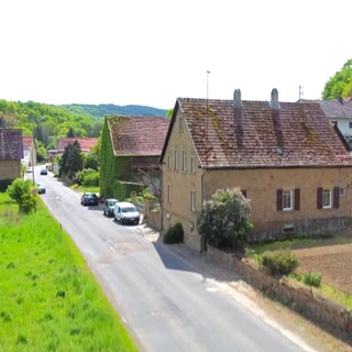 Die Hauptstraße in Schiersfeld