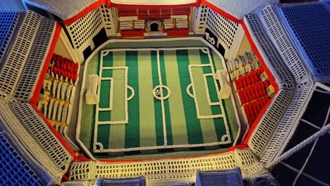 Das gehäkelte Fritz-Walter-Stadion ist mein ganzer Stolz