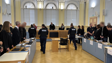 Sieben Angeklagte im Landgericht Hechingen wegen erpresserischen Menschenraubs