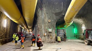 Blick in die Stollenzugänge des Pumpspeicherkraftwerks in Forbach