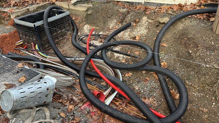 In der Innenstadt Kaiserslautern wurden zahlreiche Leitungen und Kabel neu verlegt. Und das auch für Fernwärme.