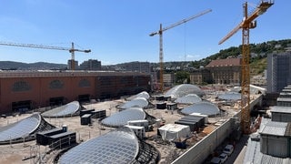 Die S21-Baustelle in Stuttgart: Bei dem Projekt sind laut Bahn massive Fehler gemacht worden. Die Inbetriebnahme des neuen Tiefbahnhofs wurde auf 2031 verschoben.