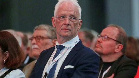 Oberbürgermeister Wolfram Leibe (SPD) wehrt sich gegen die Kritik der IHK Trier.