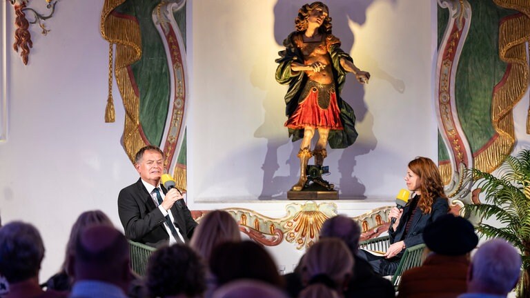 SWR Regiotour: SWR1 Leute mit OB Richard Arnold im Prediger in Schwäbisch Gmünd.