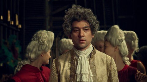"Amadeus" (2025), Miniserie bei Sky