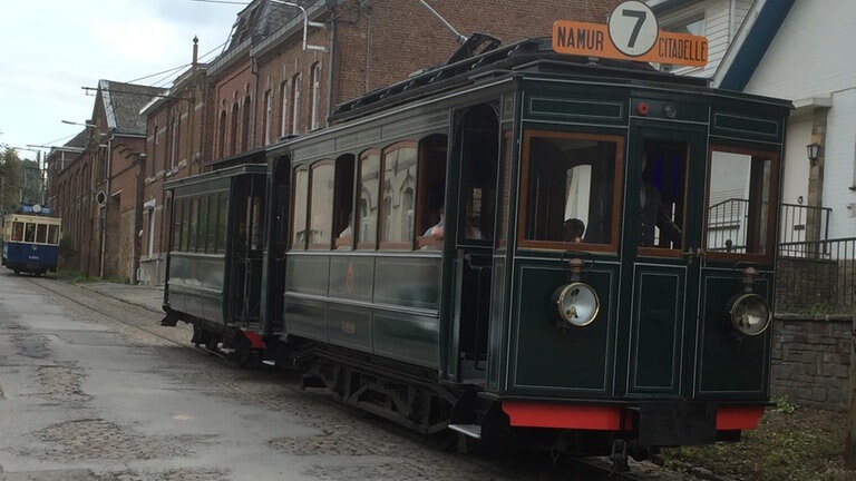 Die A 9288 wurde 1910 in der Wallonie gebaut und fuhr damals in ganz Belgien. Der Verein hat sie auf einem Acker gefunden und vorbildlich restauriert.