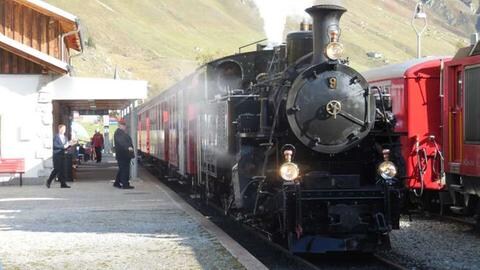 Furkadampfbahn kurz vor der Abfahrt in Realp