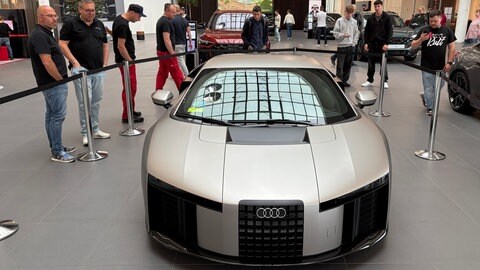 Der Autobauer Audi hat in Neckarsulm seinen Supersportwagen Nuvolari gezeigt. 