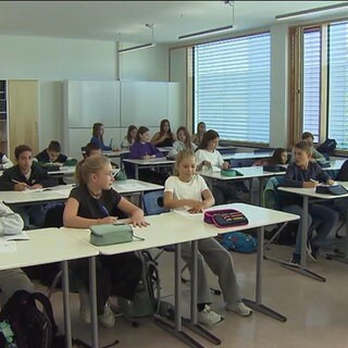 Klasse mit Lehrkraft