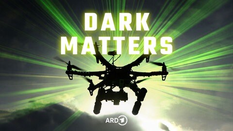 Keyvisual „Dark Matters – Geheimnisse der Geheimdienste Staffel 4” ab 28. Januar in der ARD Audiothek 