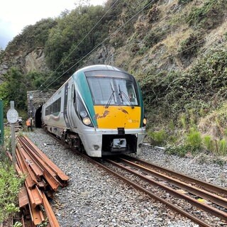 Zwischen Greystones und Bray passieren wir einige Tunnel. Diesen Streckenabschnitt werden wir uns später nochmal genauer anschauen.