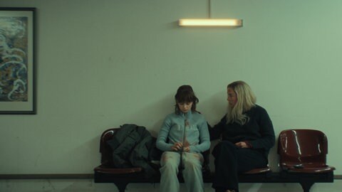 „Unfamiliar“ von Paul Coates