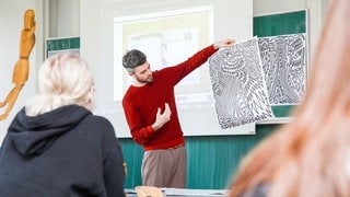 Junge Menschen in der Südwestpfalz wünschen sich mehr Hilfe bei der Berufsorientierung - auch in der Schule. (Symbolfoto)