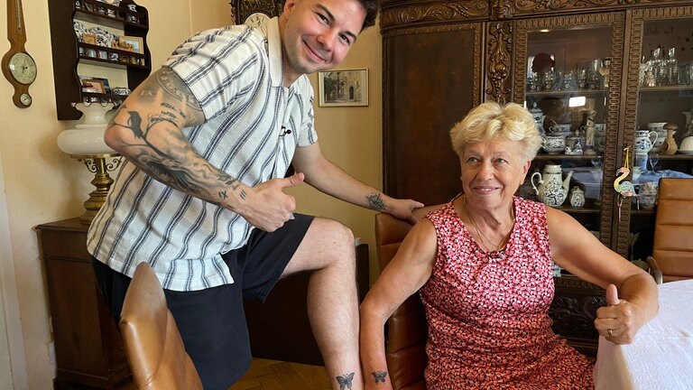 Sandro Faita und seine Nonna machen Videos für Social Media