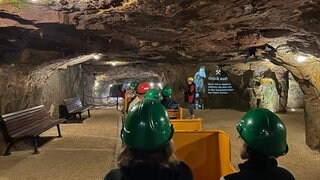 Ein angenehm kühler Ort bei Hitze: das Besucherbergwerk Tiefer Stollen in Aalen (Ostalbkreis).
