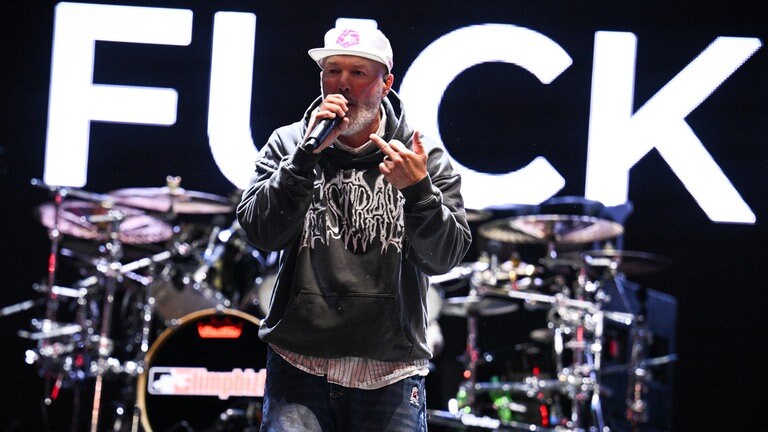Limp Bizkit machen den Abschluss auf der Mandora Stage.