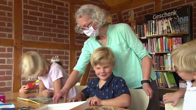 Hunzel - In der Kinderbibliothek