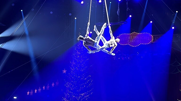 "Just two Men" beim Weltweihnachtscircus 2024
